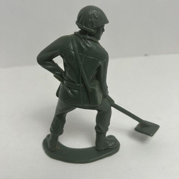 Vintage TIM-MEE TOYS large toy soldier figure green 5 Inches Made In USA - Picture 3 of 4